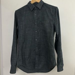 Club Monaco textured button down shirt. Size XS. No holes or stains, rarely worn